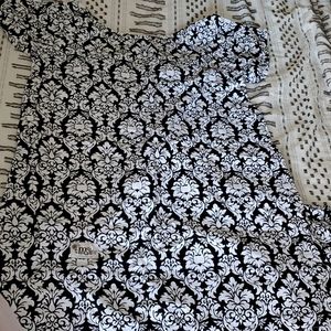 Mod mum labor and delivery gown